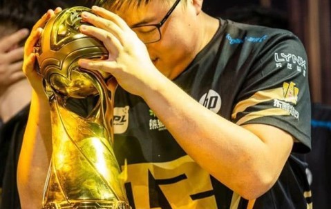 NG SPORTS-关于独行侠前途光明！，Uzi新星夺冠表现突出上演精彩一战的信息