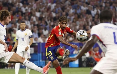 NG体育- 梅西新赛季技艺秀让对手无奈让球迷至嗨 