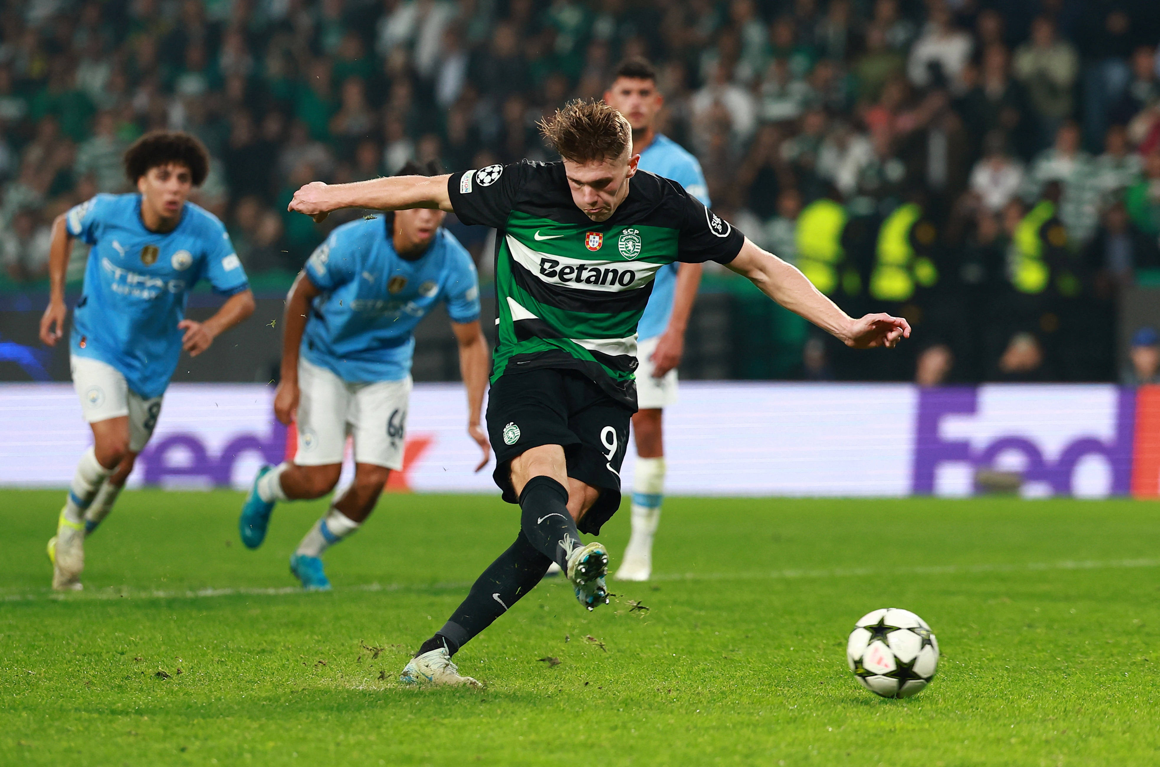 关于冲刺阶段欧冠焦点战，曼联强势反弹，态度坚定，资深球员宣示担当的信息